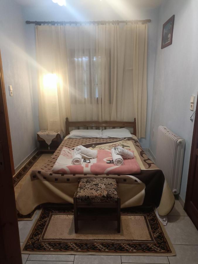 Karpouzis Guesthouse Víkos Eksteriør bilde